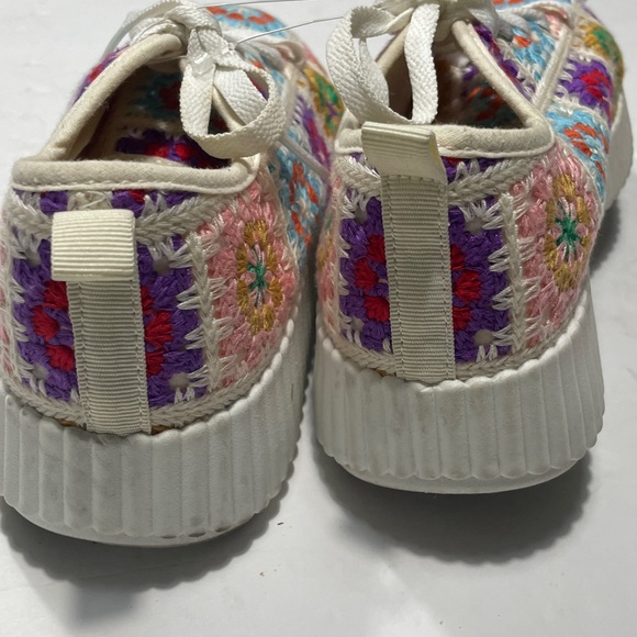 Colorful Crochet Women's Bohemian patchwork crochet Sneakers size 6 - Picture 6 of 8